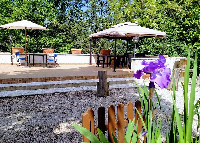 Il Querceto 4* Bosco (Umbria)